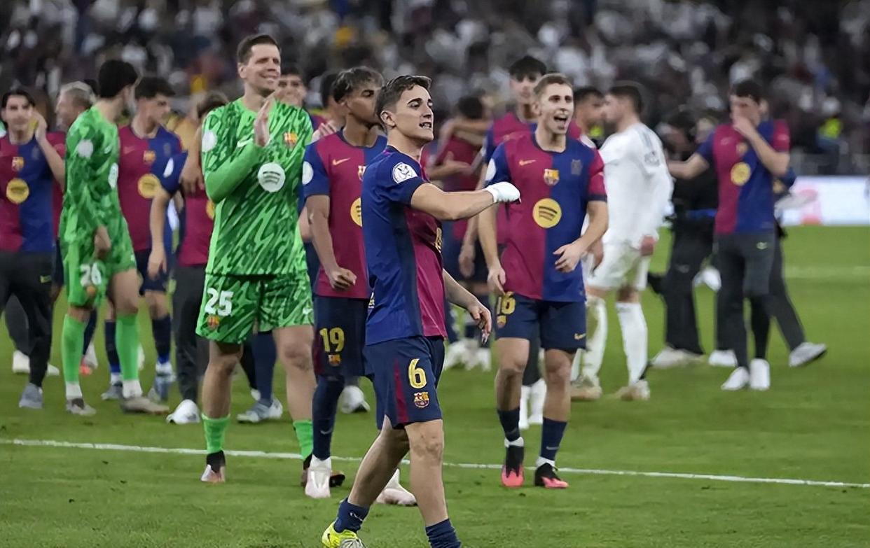 九游游戏平台-包含今晨国王杯焦点战，巴塞罗那更衣室发声，引发热议，细节决定成败的词条