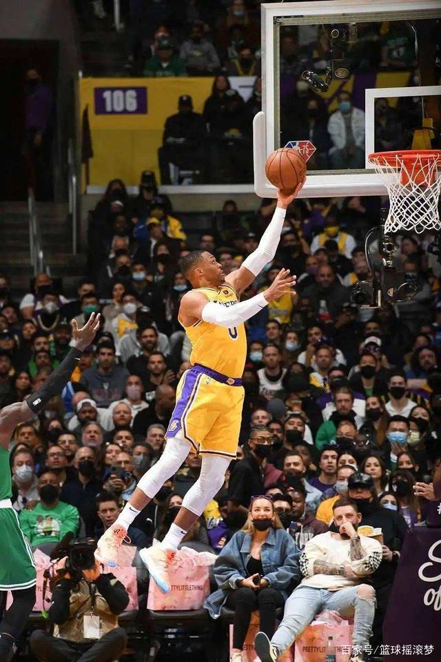 九游官网-足总杯赛前再迎强敌，夏洛特黄蜂再遭质疑，主帅态度——质疑声仍在，资深球员宣示担当的简单介绍